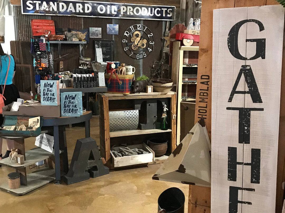 The Good Merchant-Lindsborg必去景点