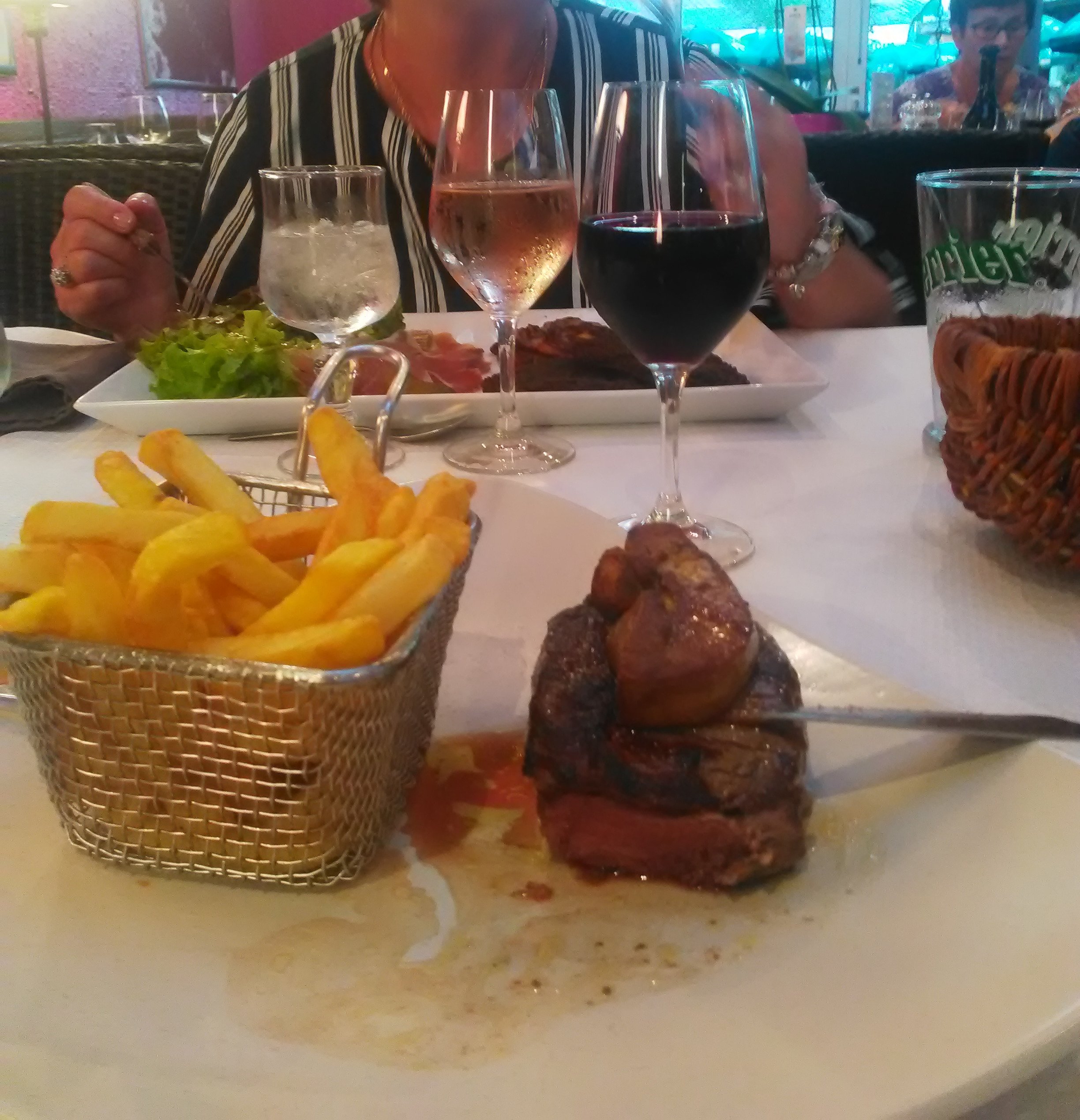 L'Aubrac-餐饮