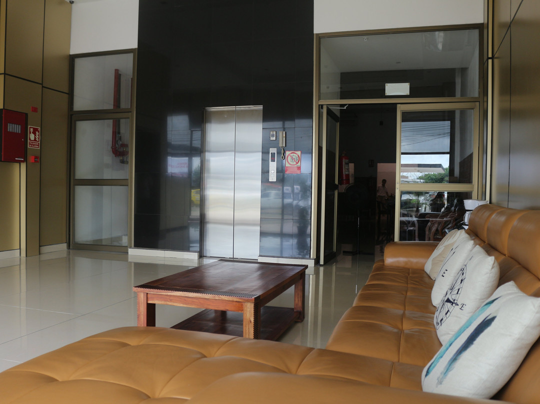 Hotel F Sur Inn主图