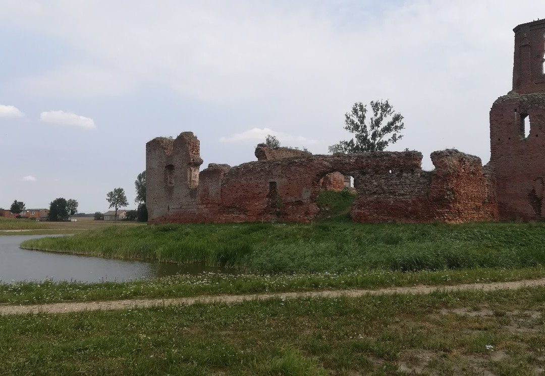 Zamek Beskiery景点图片
