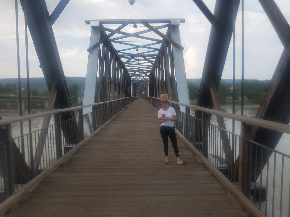 Quesnel's Historic Fraser River Foot Bridge景点图片