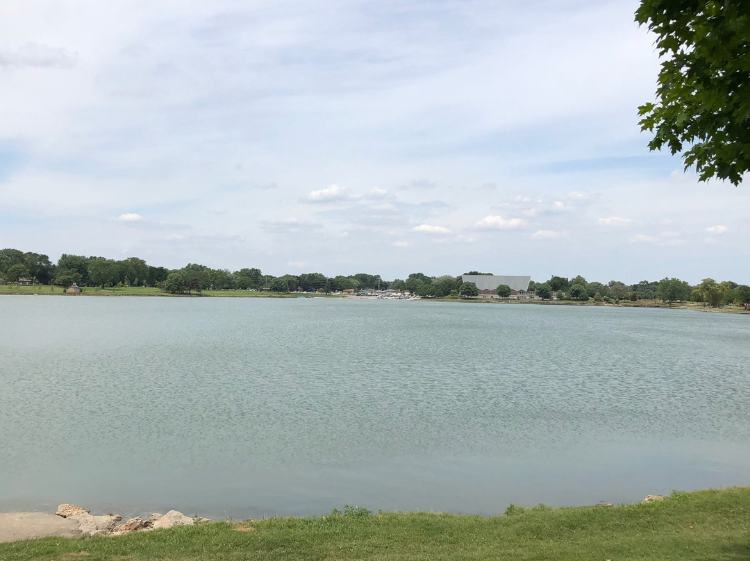 Lake Opeka-德斯普兰斯必去景点