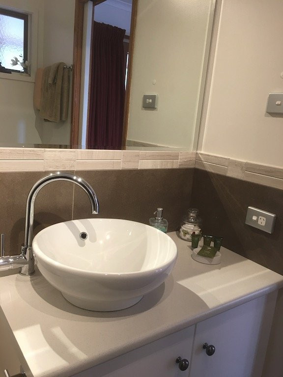 Cloverhill Hepburn Springs主图