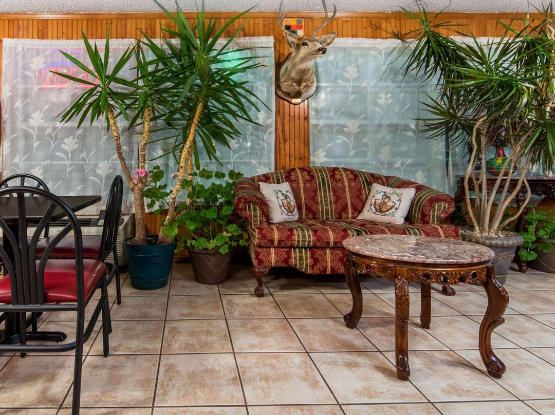 Days Inn Vernon主图