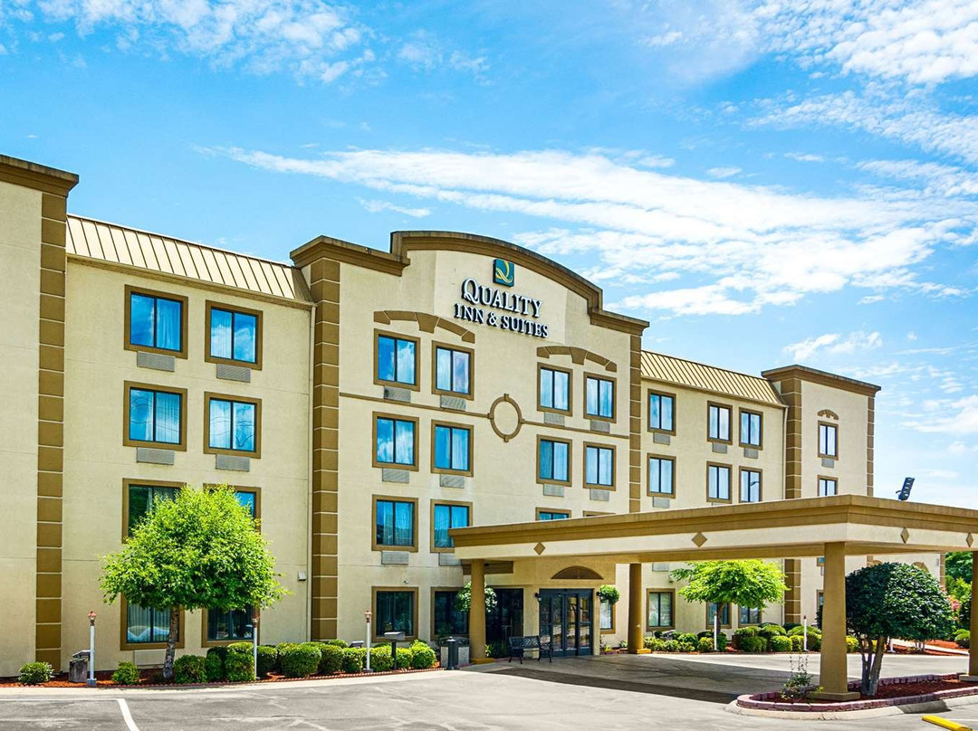 Quality Inn & Suites主图