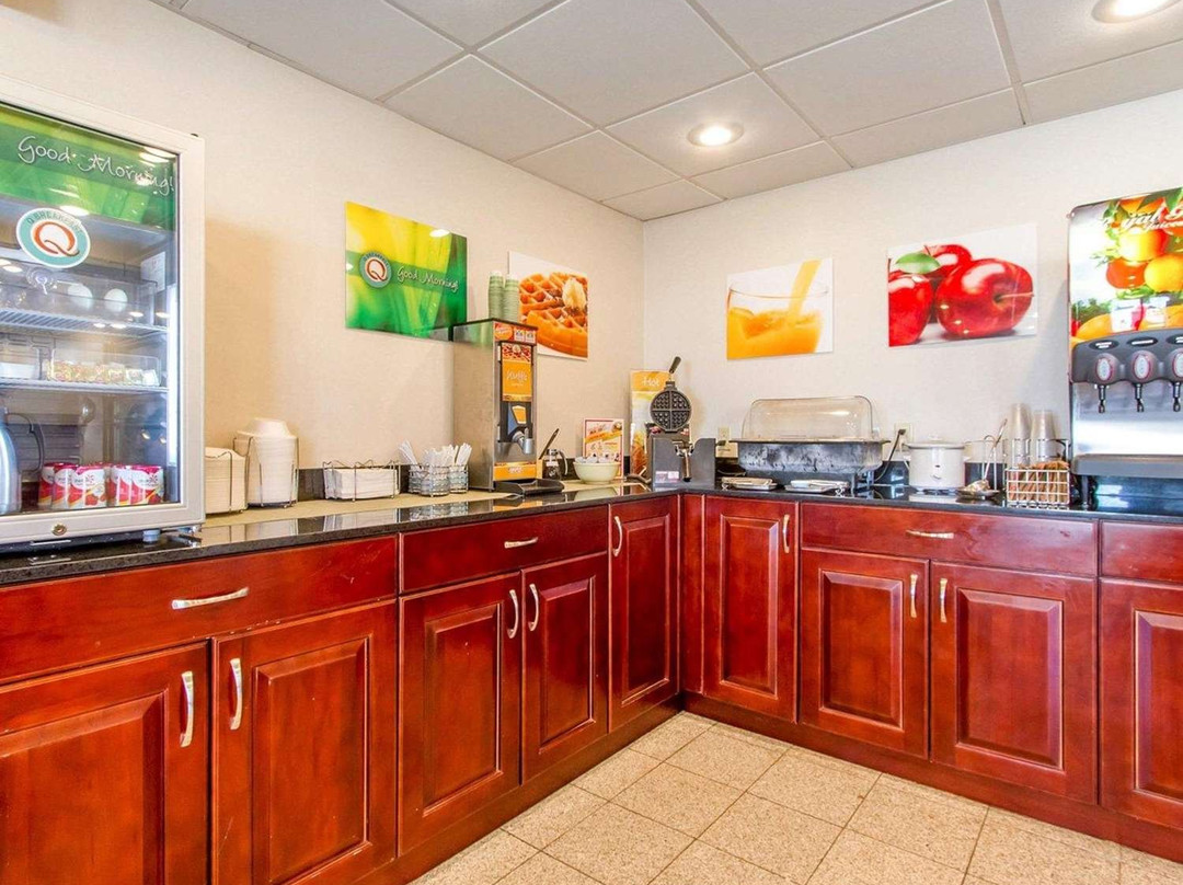 Quality Inn Dyersburg I-155主图