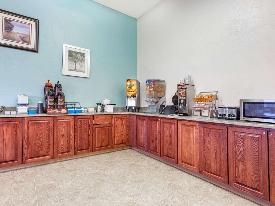 Super 8 by Wyndham Union Gap Yakima Area主图