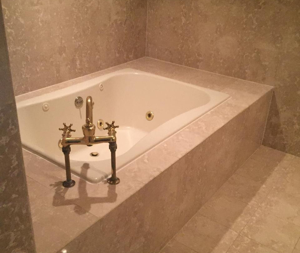 Ladera Tower Guam主图