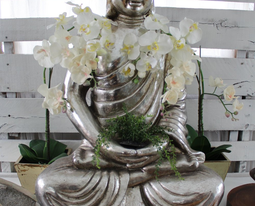 Clayhead Salon & Spa-新肖勒姆必去景点