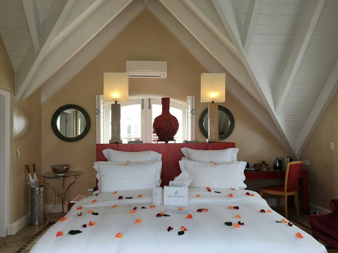 Birkenhead House主图