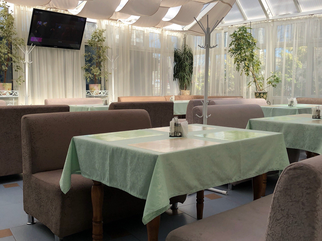 Belomestnoye餐馆和美食-Perekrestok