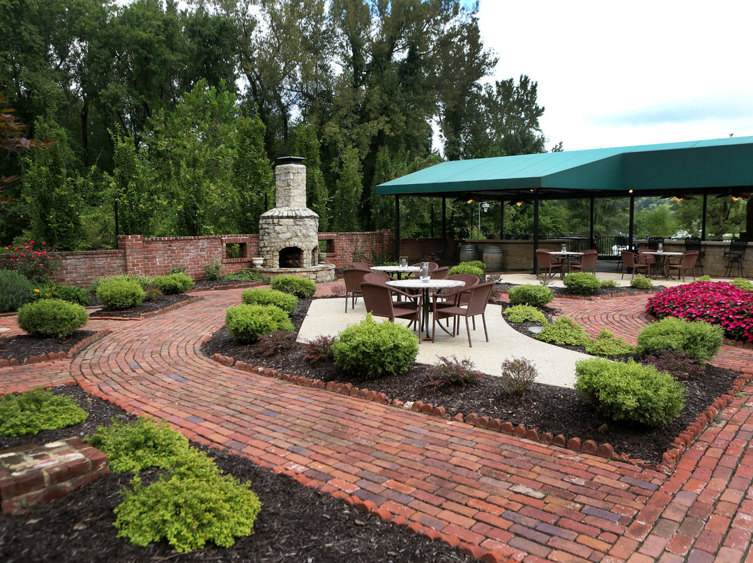 The Inns at St. Albans主图