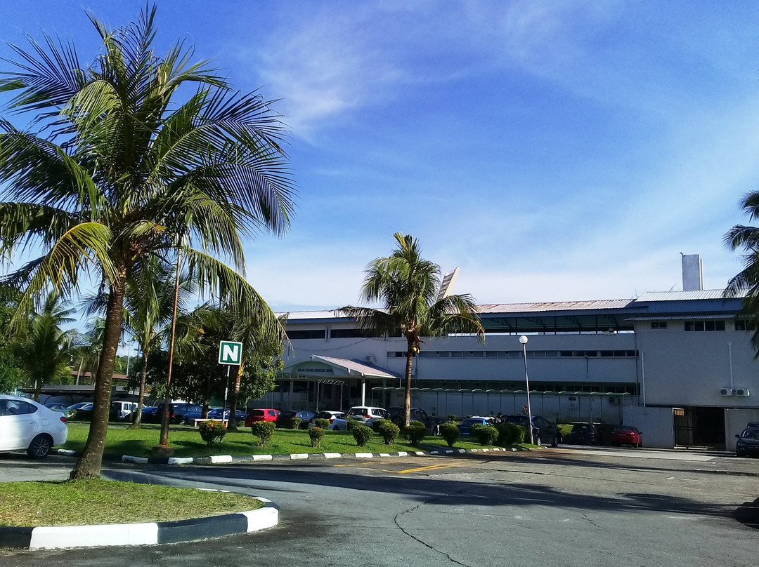 Kampong Serusup旅游景点-Anggerek Desa Public Swimming Pool