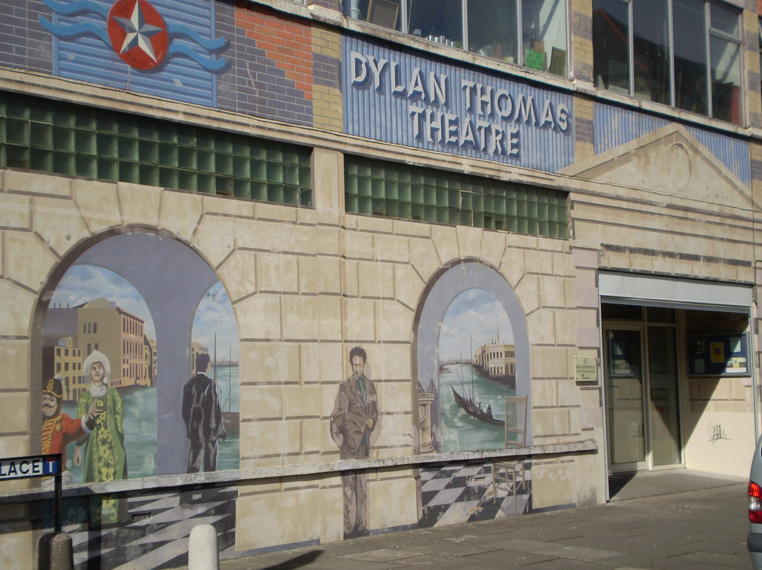 Dylan Thomas Theatre景点图片
