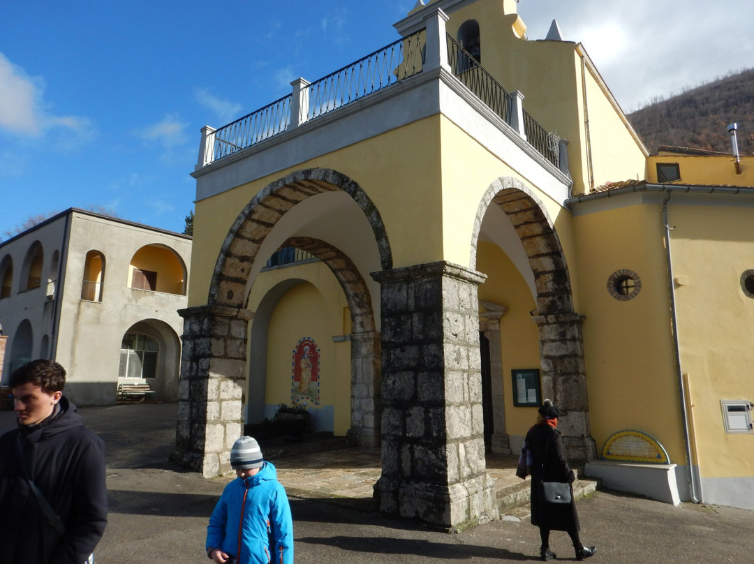 Santuario dell'Incoronata-Torchiati必去景点