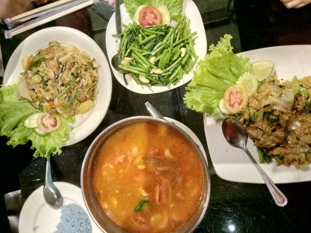 Nang Lae餐馆和美食-Saman Chan Cafe