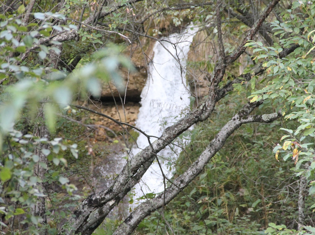 Gedmish Waterfalls景点图片
