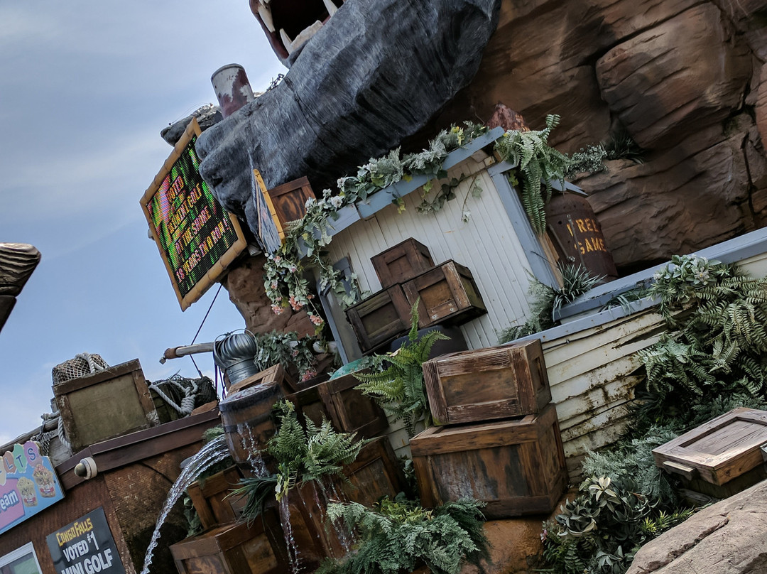 Congo Falls Adventure Golf景点图片