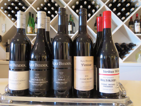 Rolf Binder-塔努达必去景点