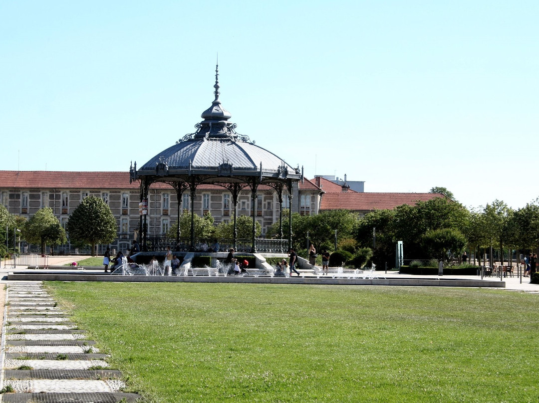 Champ de Mars景点图片