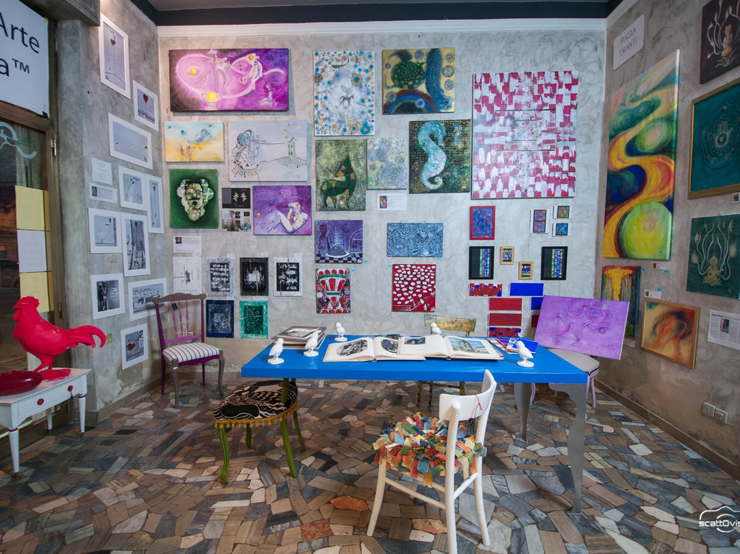 Vitolini旅游景点-Galleria d'Arte Puzzle