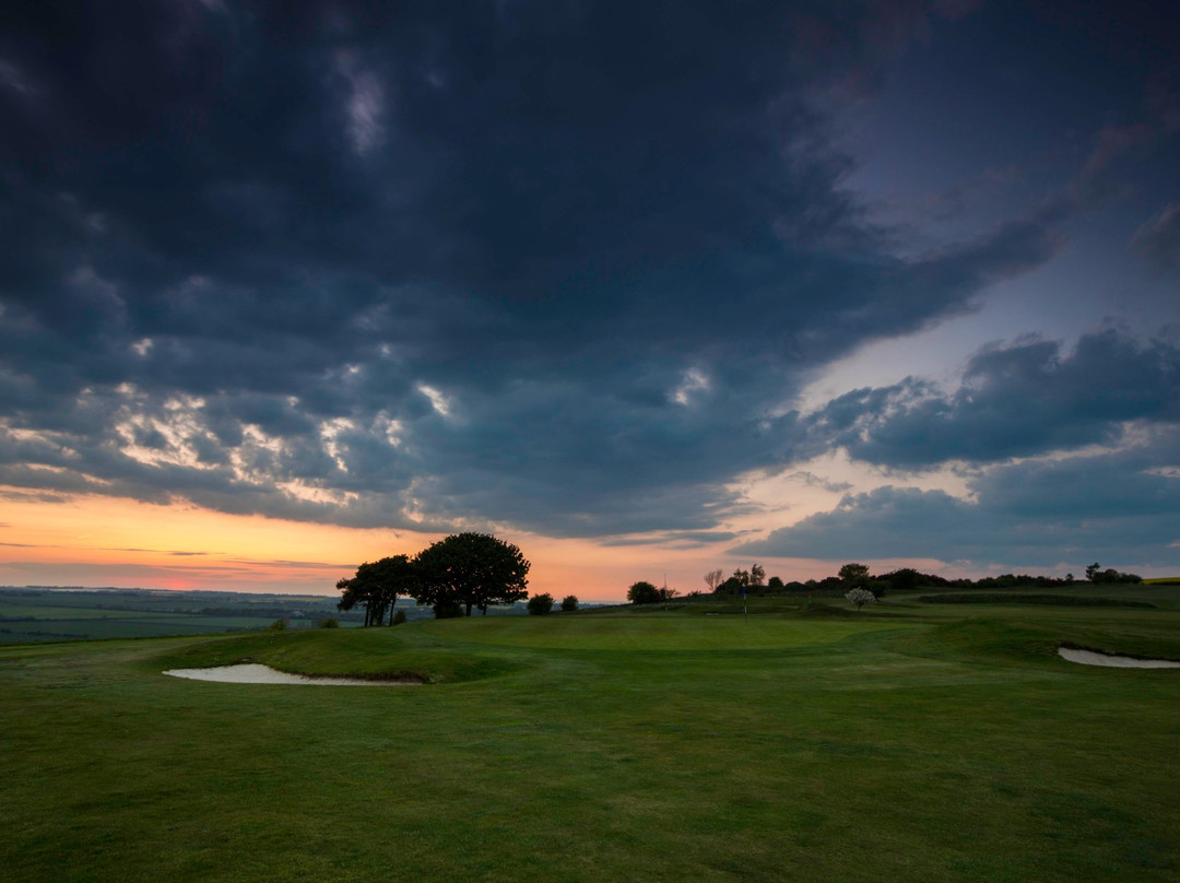 Ogbourne Downs Golf Club-马尔堡必去景点