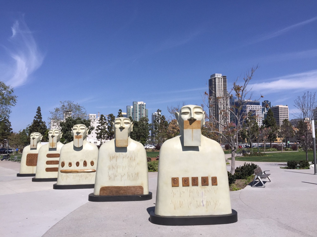 We Love Tourists-拉荷亚必去景点