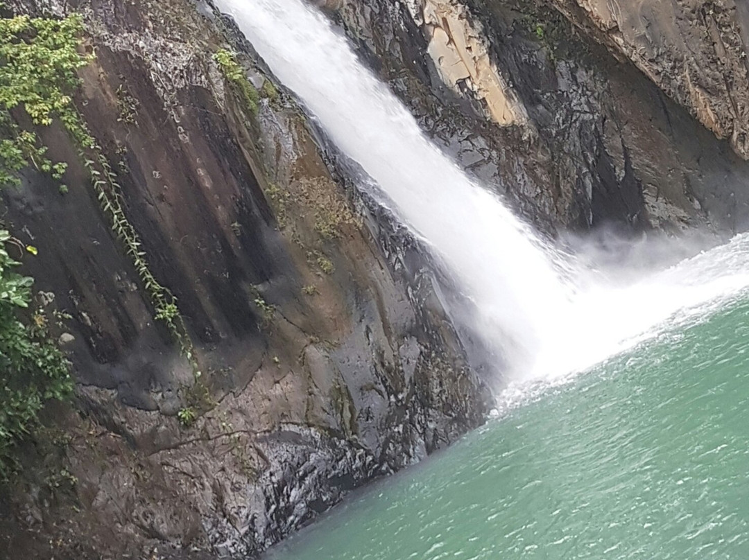 Tinago Falls-比利兰岛必去景点