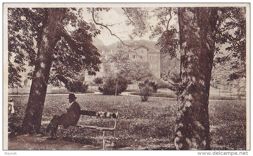 The house on the lawn or the post office-Dobrna必去景点