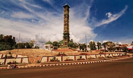 Al Furqon Grand Mosque-班达楠榜必去景点