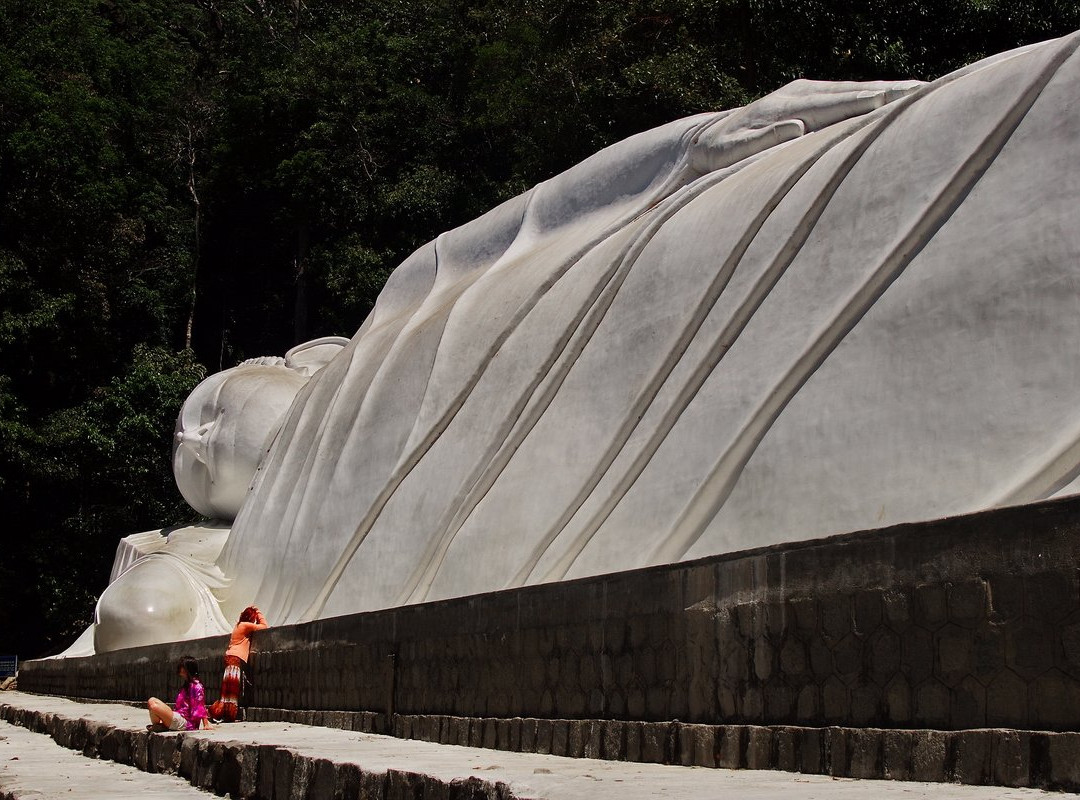 Reclining Buddha景点图片