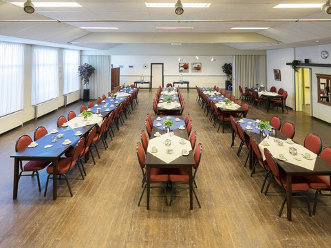 Dorpshuis Ezinge-Ezinge必去景点