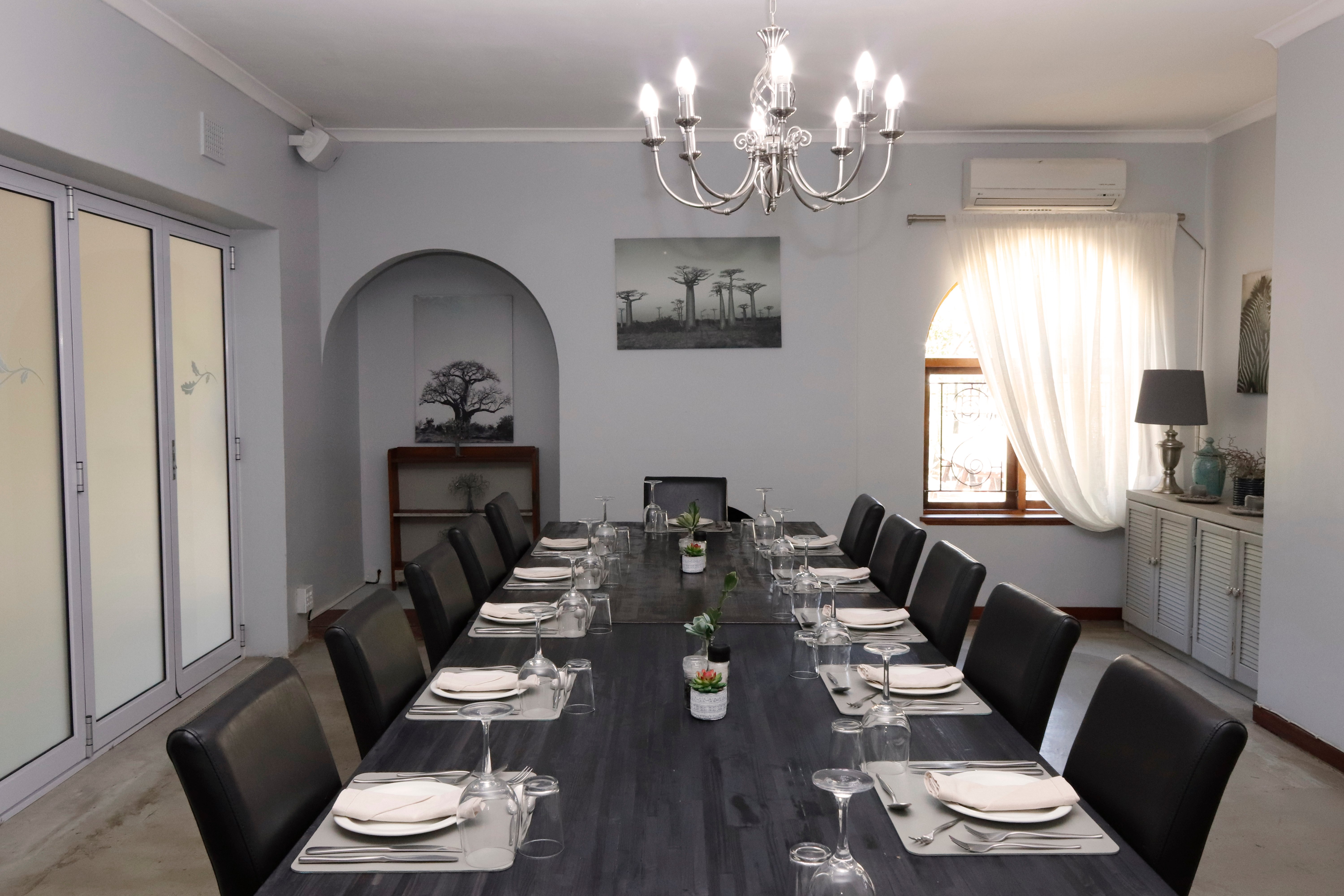 Village Guest House & Restaurant-浴室