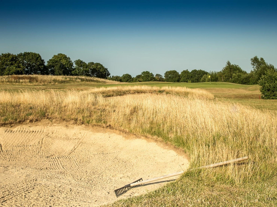 Garon Park GOLF Complex景点图片
