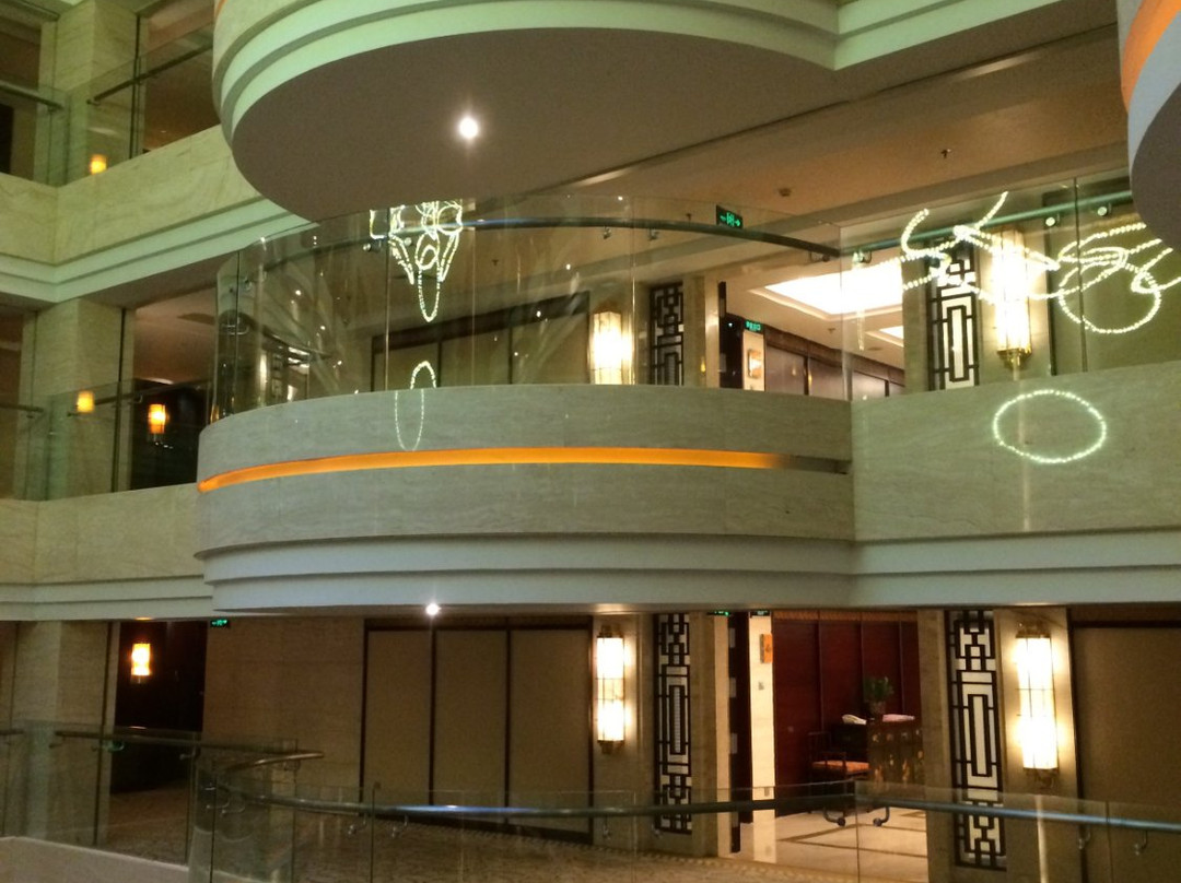 庆华国际大酒店主图