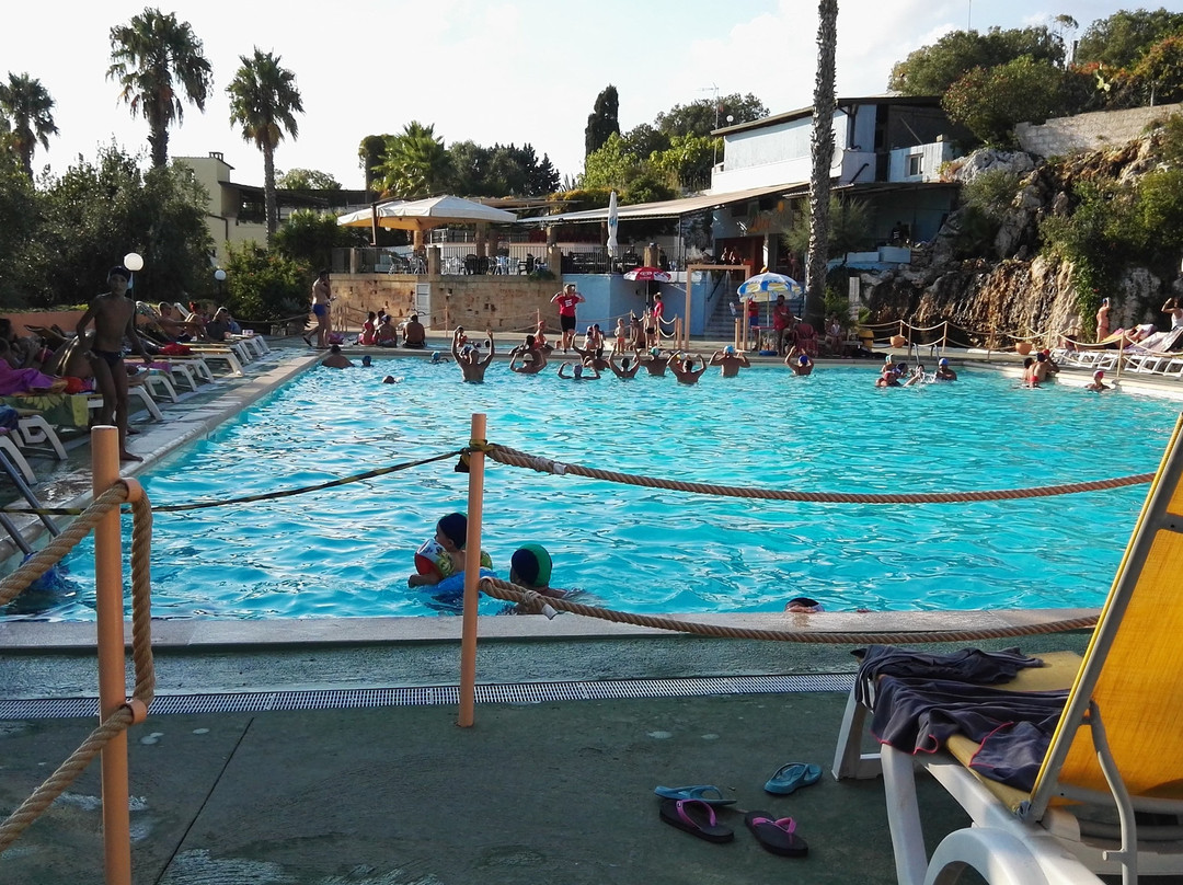 Villaggio Camping Grottapescoluse