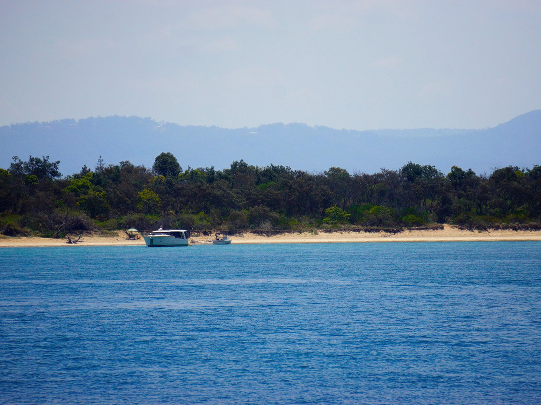 Wavebreak Island景点图片