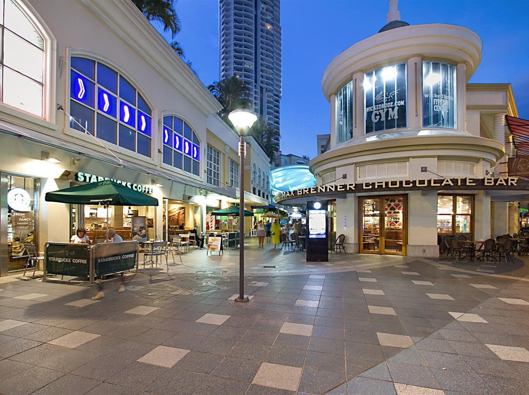 Chevron Renaissance Shopping Centre-冲浪者天堂必去景点