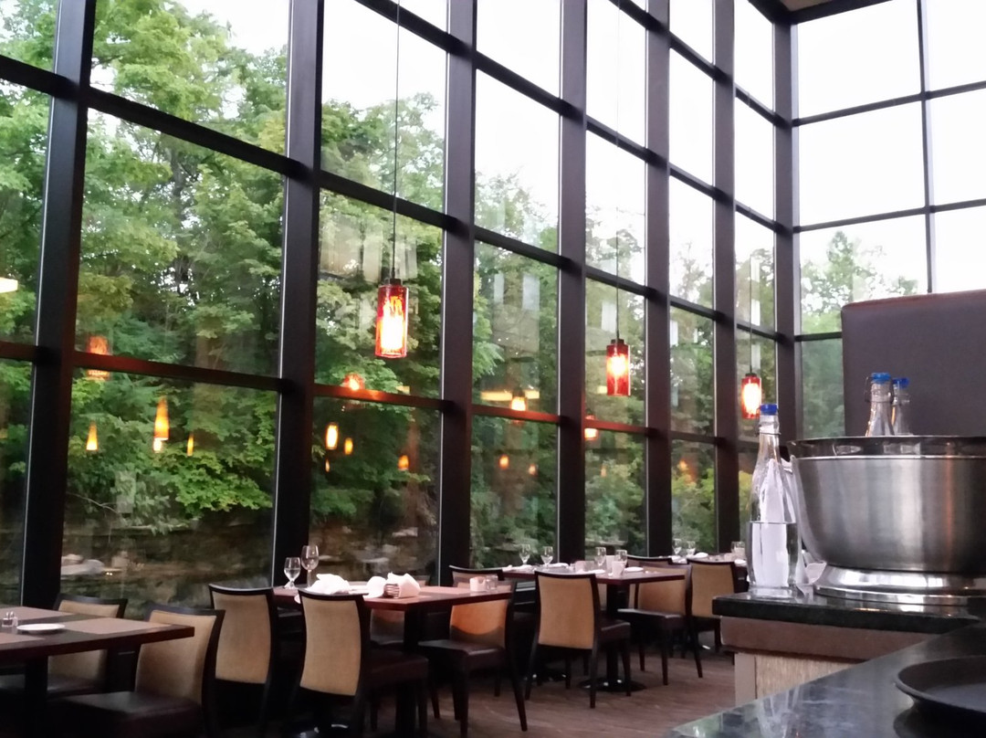 Cuyahoga Falls餐馆和美食-Beau's on the River