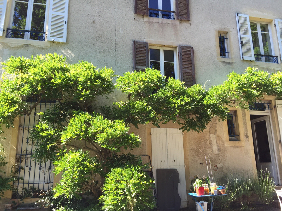 Clos De Charlieu主图