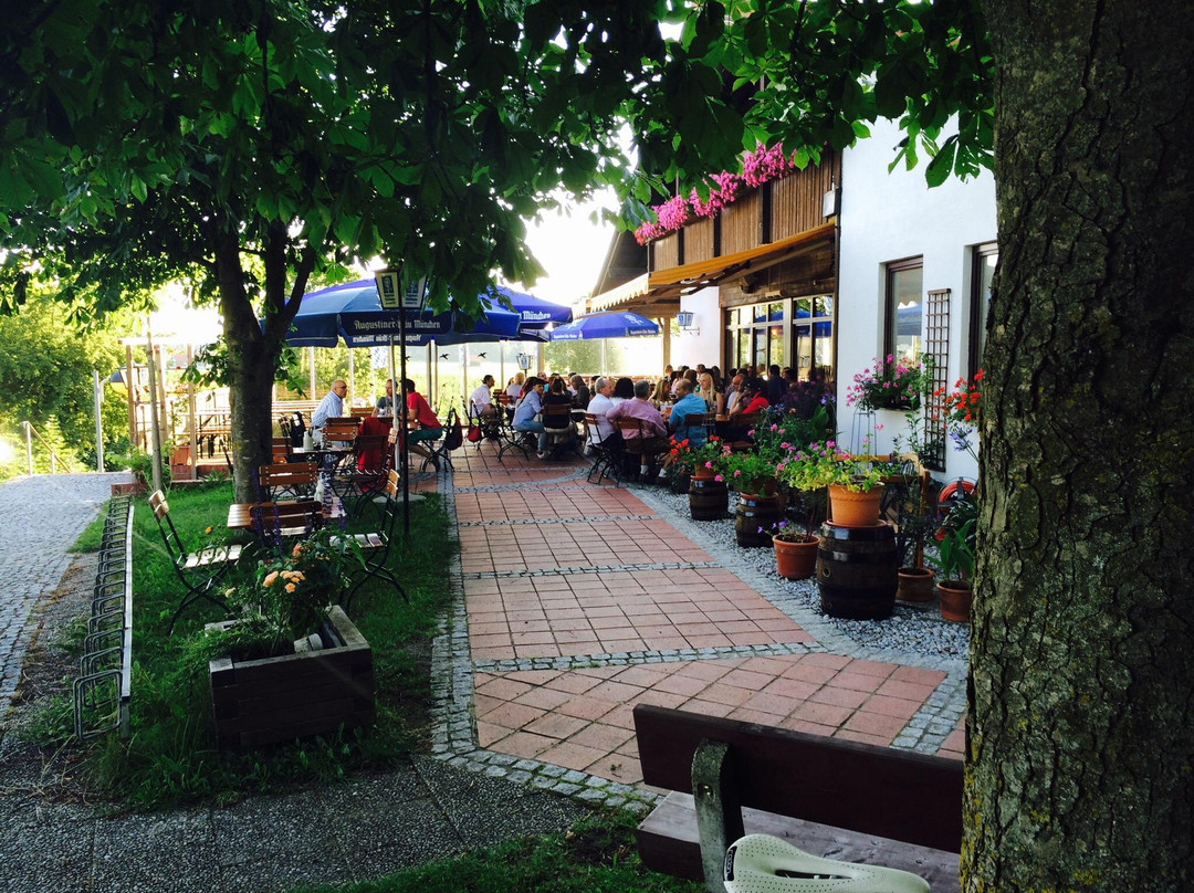 Germaringen餐馆和美食-Sonnenhof