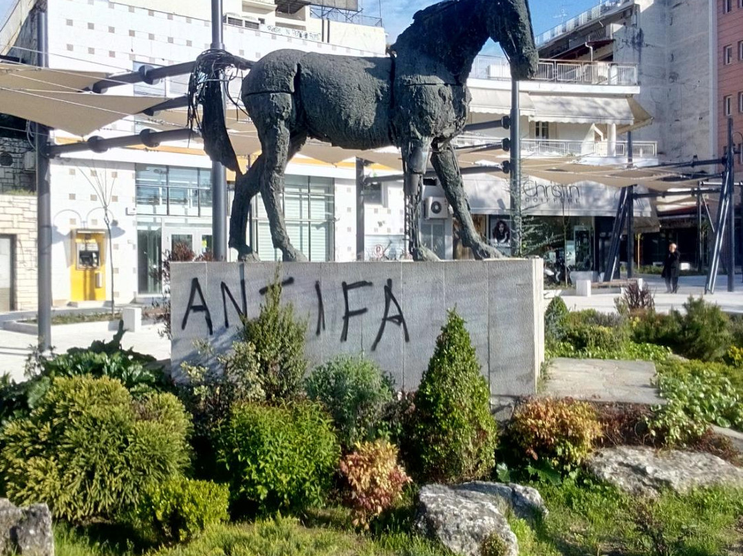 Monument of Bucephalus-Larissa必去景点