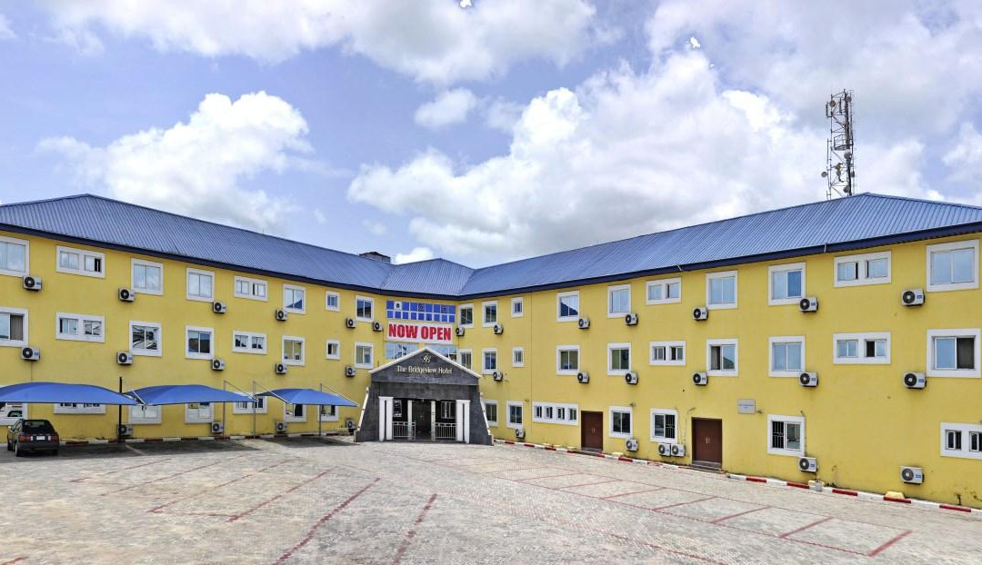 The Bridgeview Hotel主图