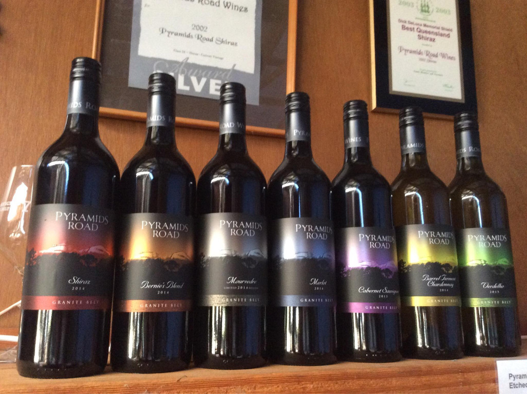 Pyramids Road Wines景点图片