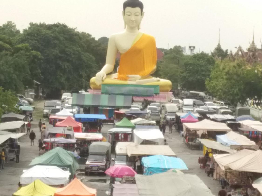 Wat King Kaew-Racha Thewa必去景点