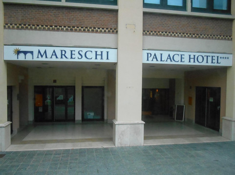 Mareschi Palace Hotel