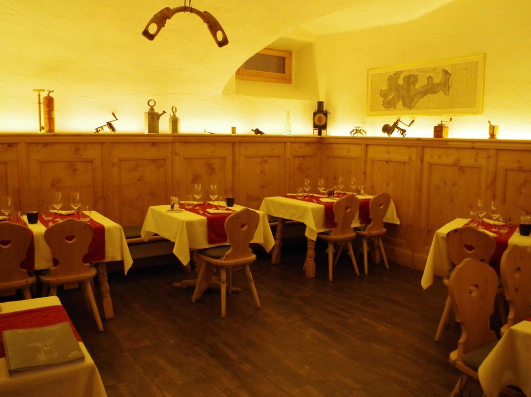 Madulain餐馆和美食-Restaurant Pizzeria Albula