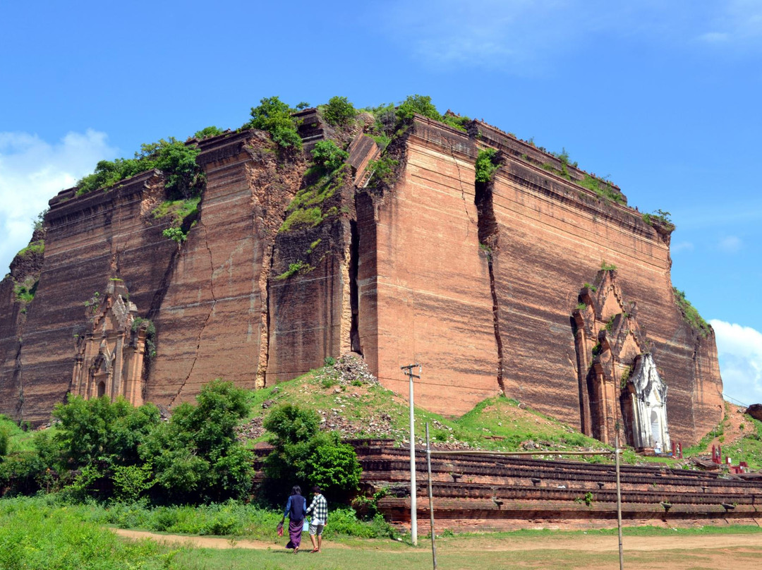 Pahtodawgyi Pagoda景点图片