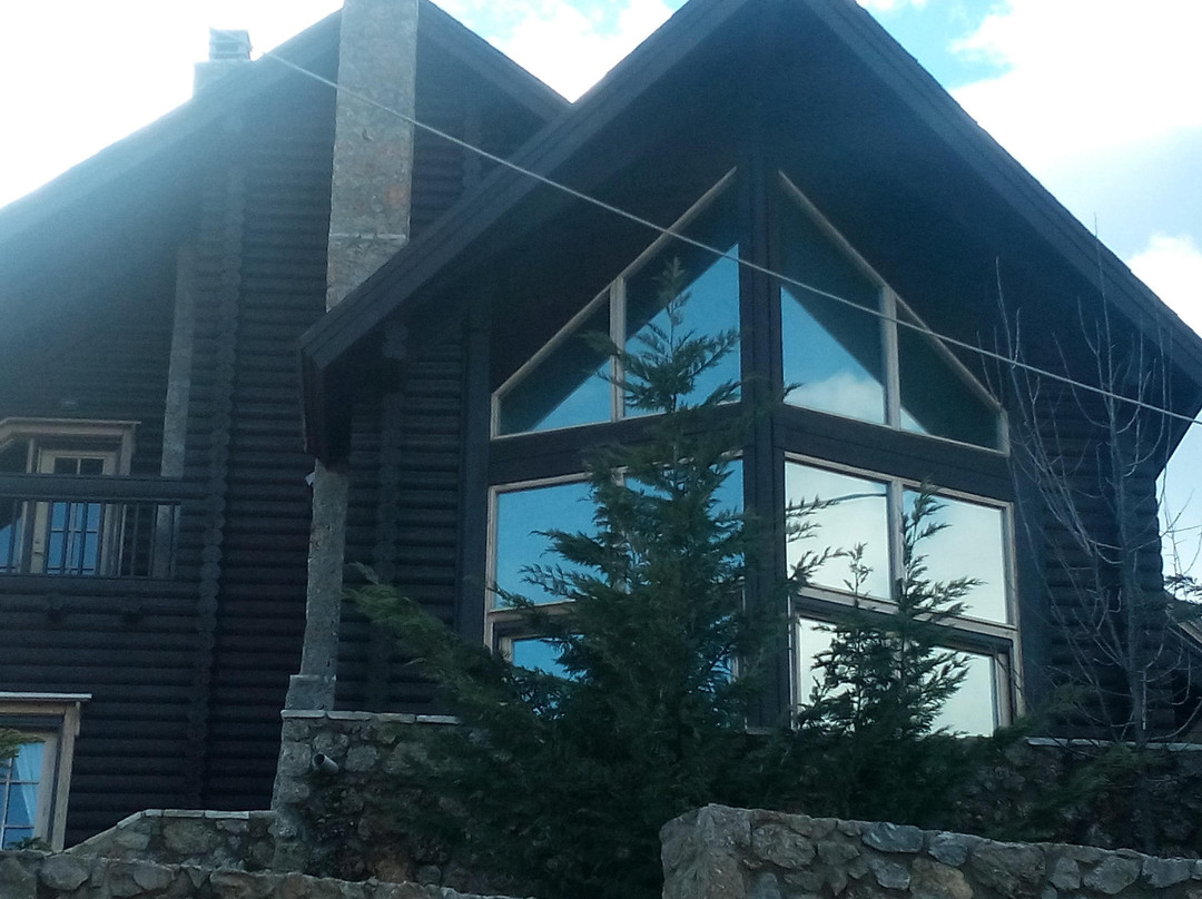 Grand Chalet Villas