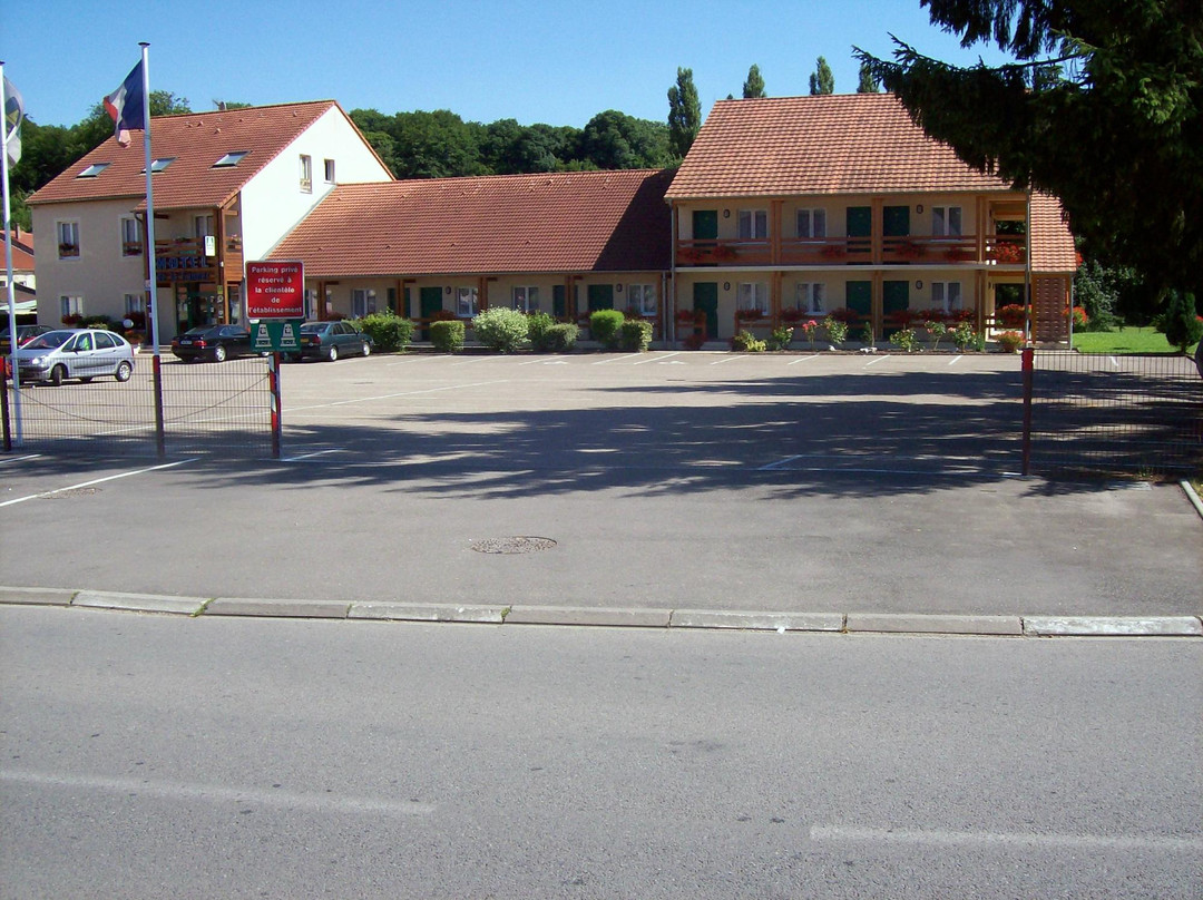 Hestroff酒店住宿-罐头餐厅酒店